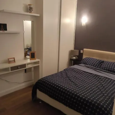 Apartment Cosy Dans Le Marais Paris
